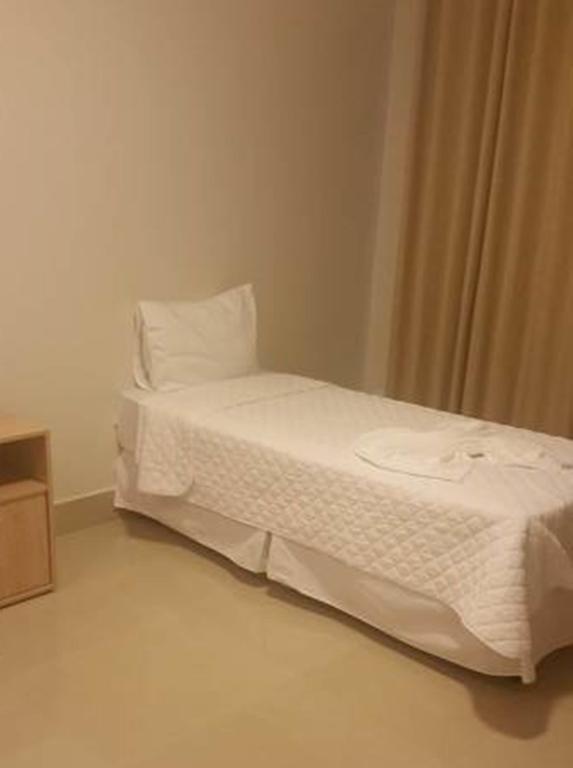 Kamur Plaza Hotel โกยันเนเซีย ภายนอก รูปภาพ